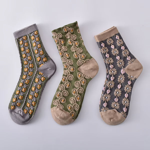 5 Pairs Women's Embossed Floral Cotton Socks